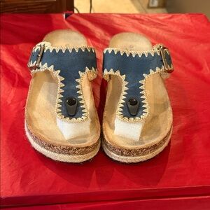 Glaze Two-Tone Tan and Navy Leather Thong Sandals